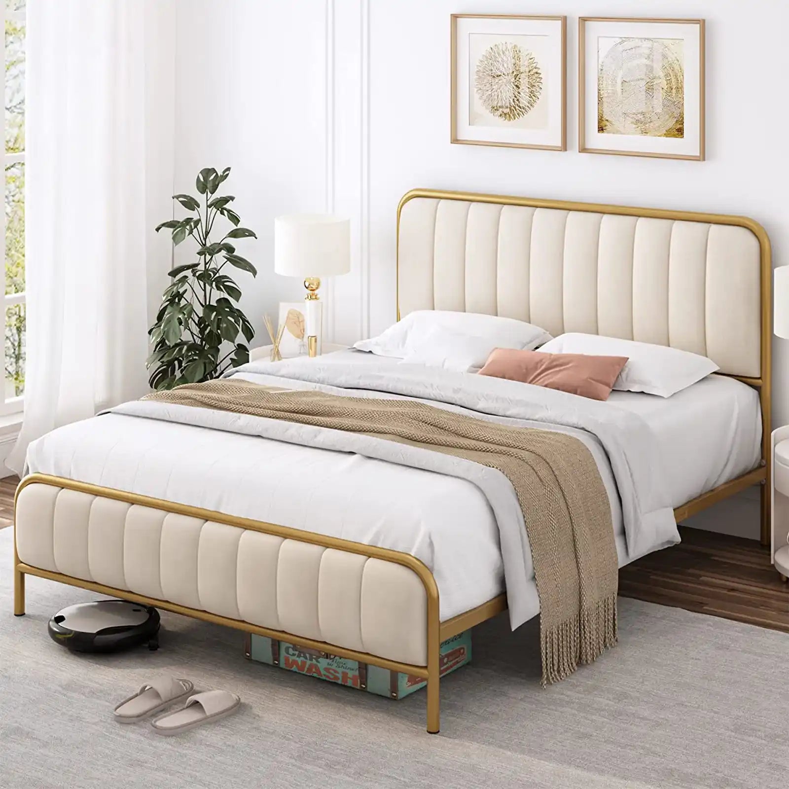 Estructura de cama tapizada de metal con cabecera capitoné con botones y 4 cajones