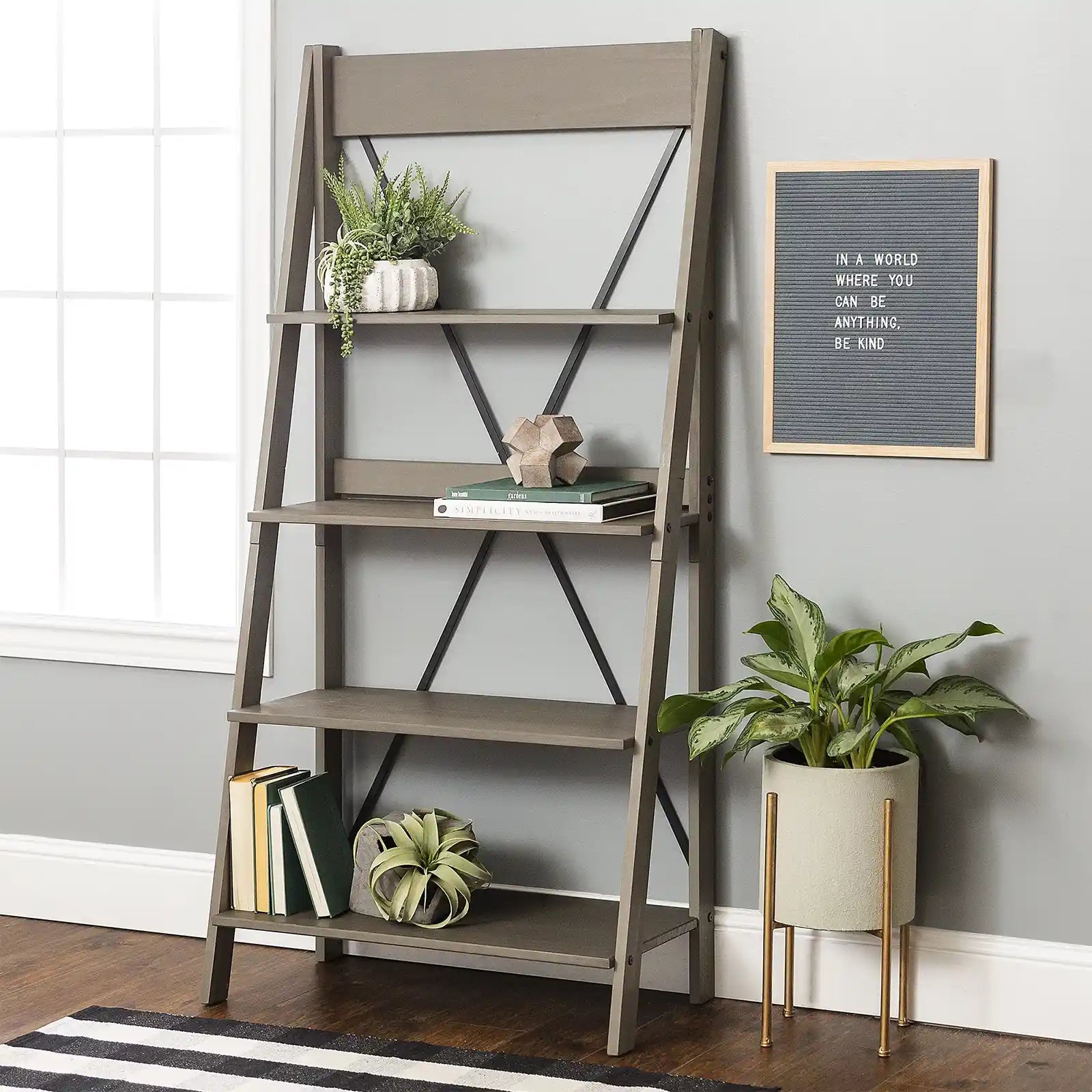 Farmhouse 4-Shelf Ladder Bookshelf