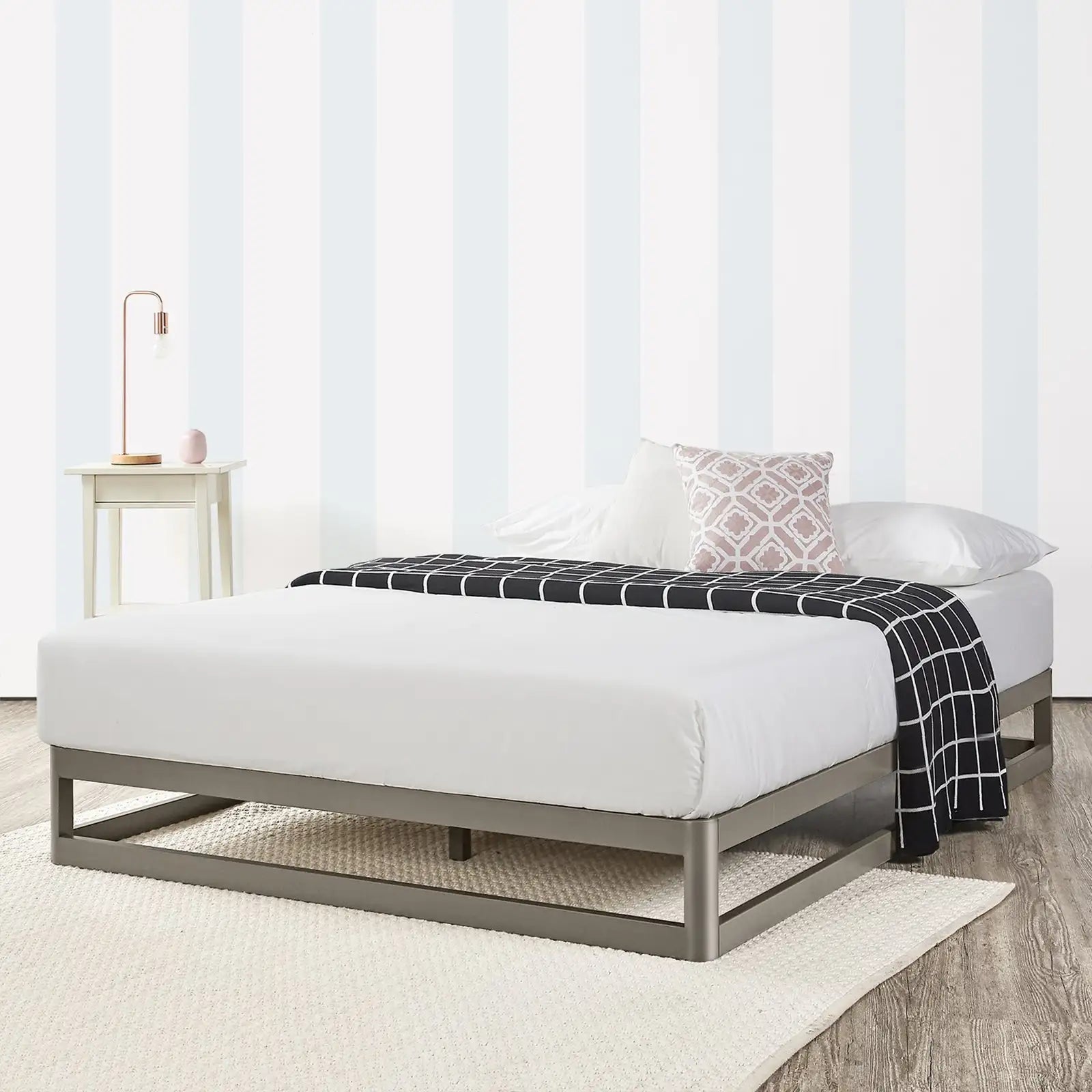 Round Metal Platform Bed with Steel Slats