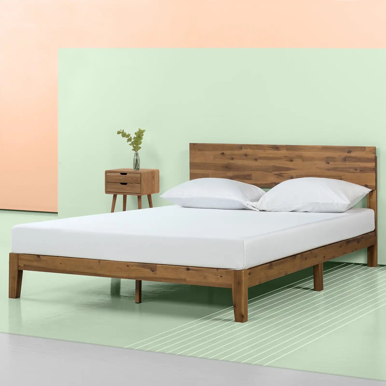 Estructura de cama con plataforma de madera y cabecera de madera