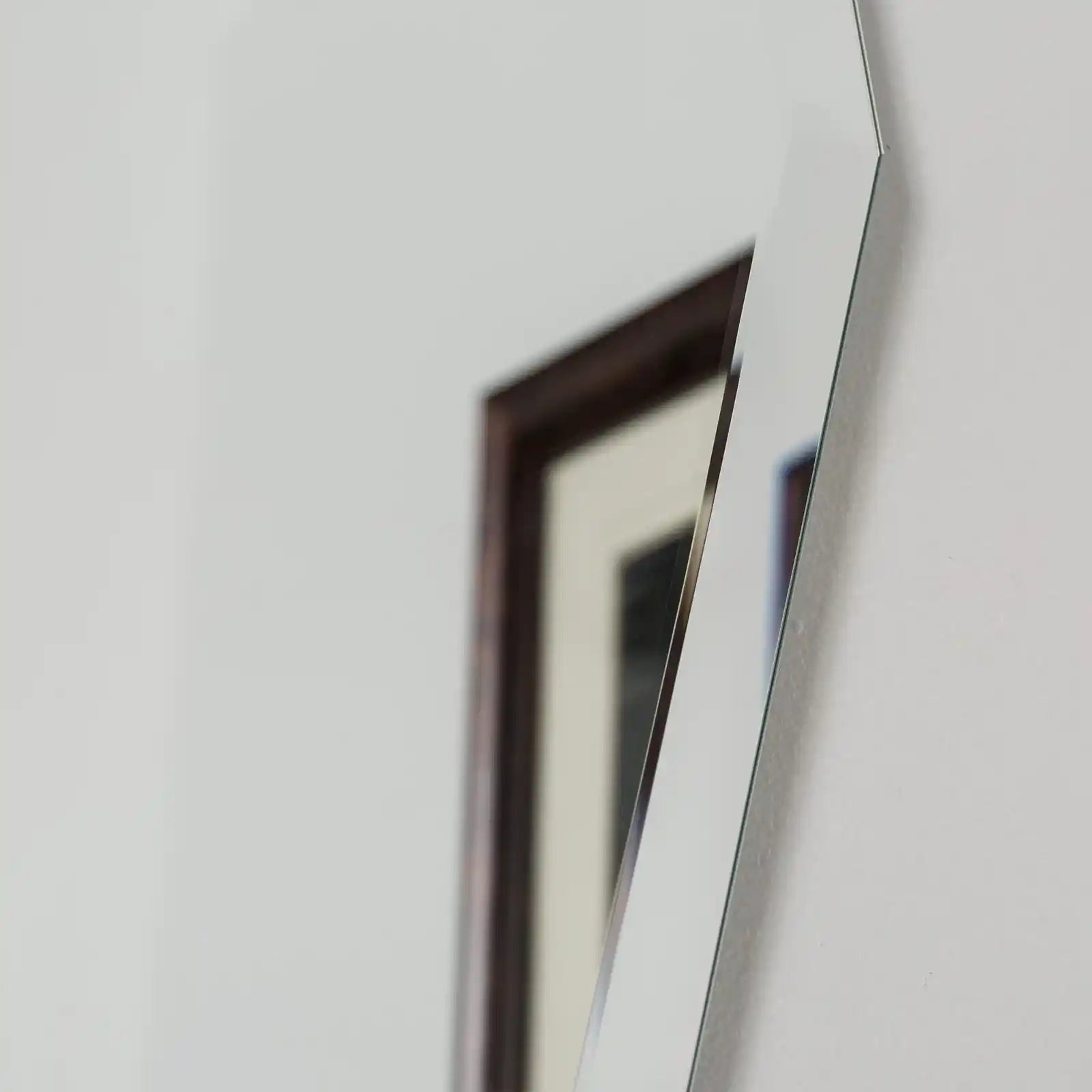 Espejo de baño moderno Century, espejo asimétrico